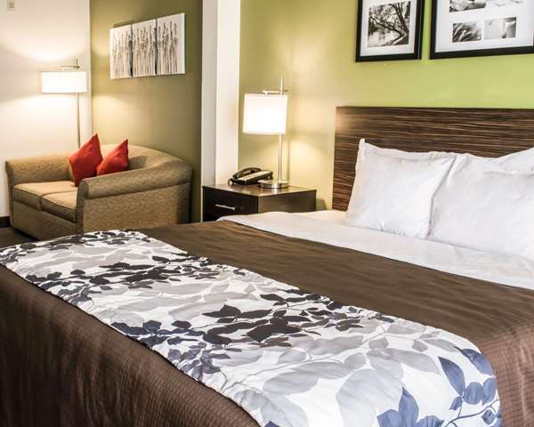 Suite - Sleep Inn & Suites Lexington - I-64, Exit 55