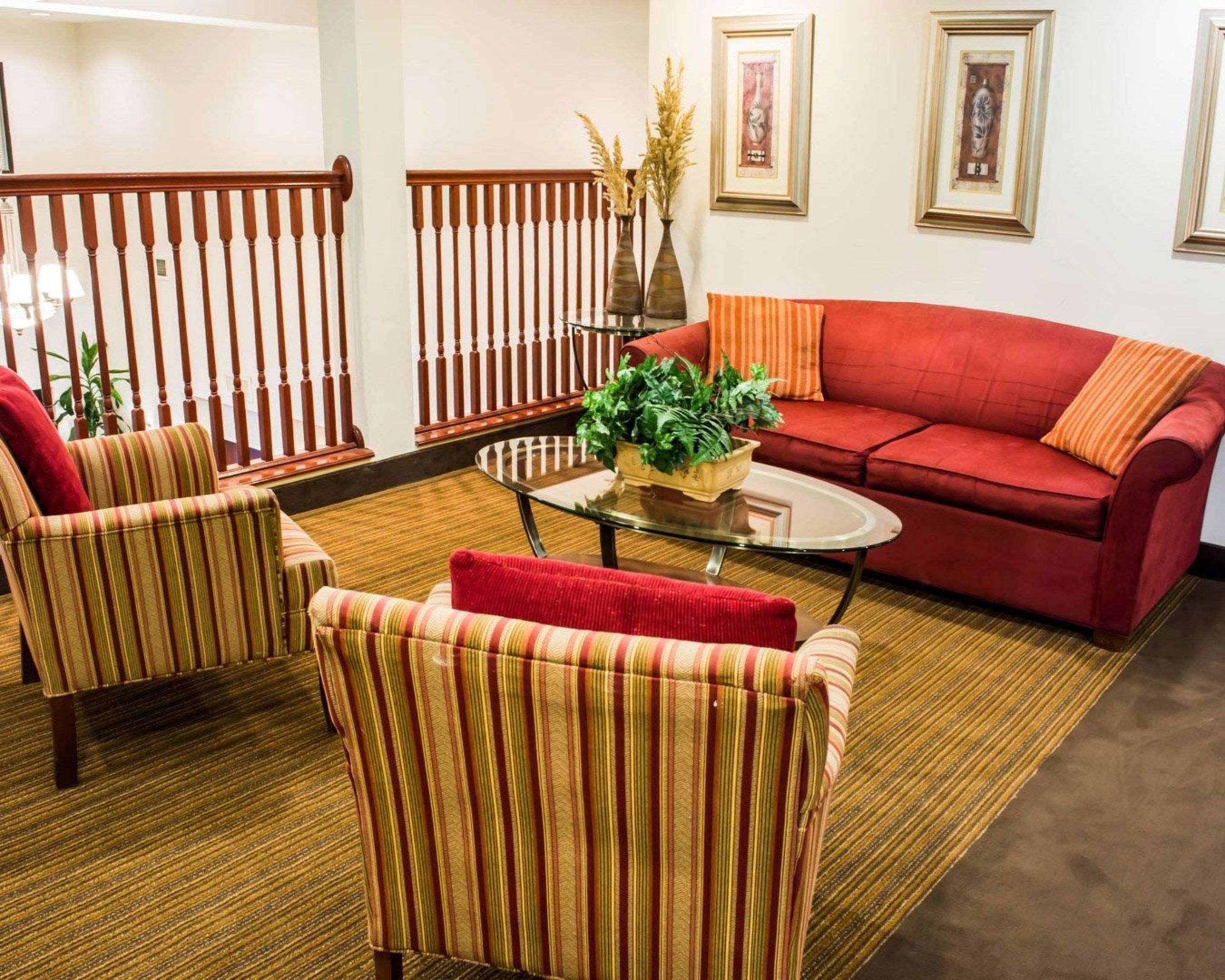 Lobby with sitting area | Sleep Inn & Suites Virginia Horse Center