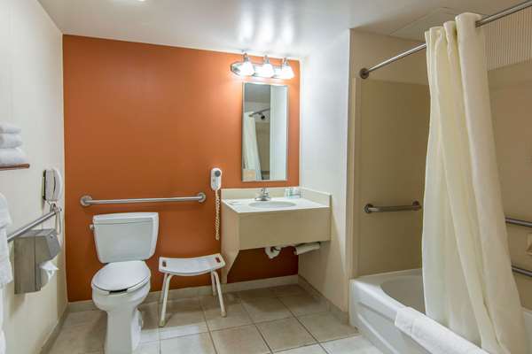  - Sleep Inn South Point Fredericksburg - I-95, Exit 126