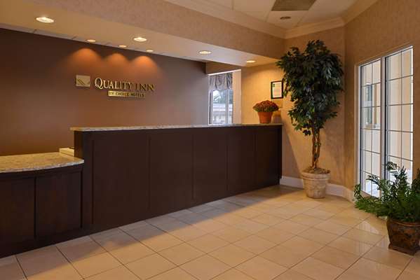  - Quality Inn Dutch Inn Collinsville
