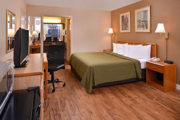  - Quality Inn Dutch Inn Collinsville