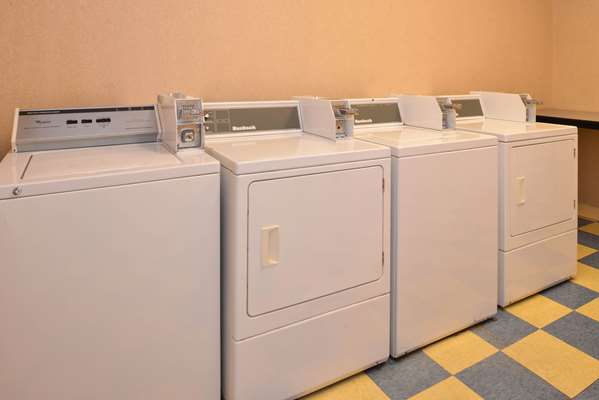 Amenities - Quality Inn Dutch Inn Collinsville