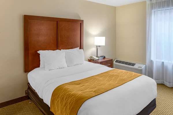  - Comfort Inn Monticello Charlottesville - I-64, Exit 124