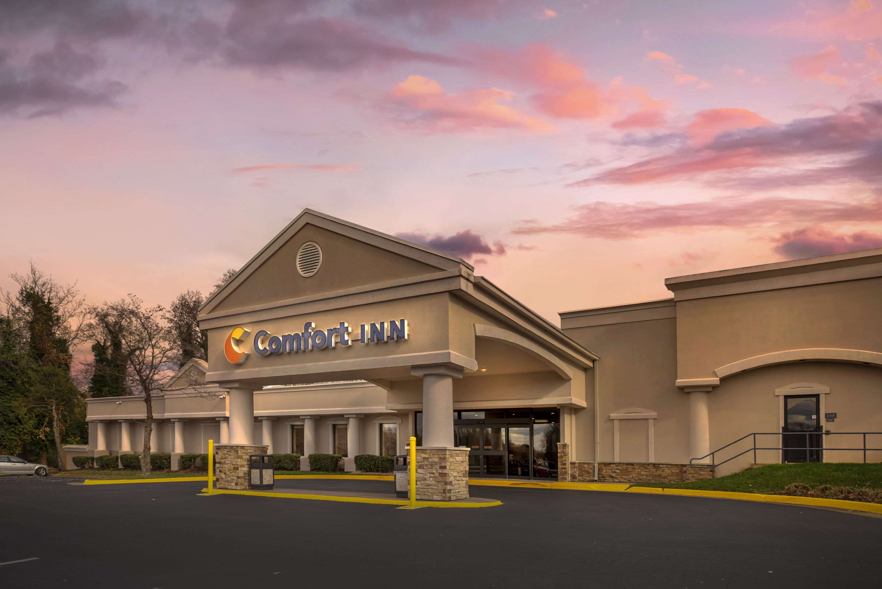 Hotel exterior | Comfort Inn Monticello