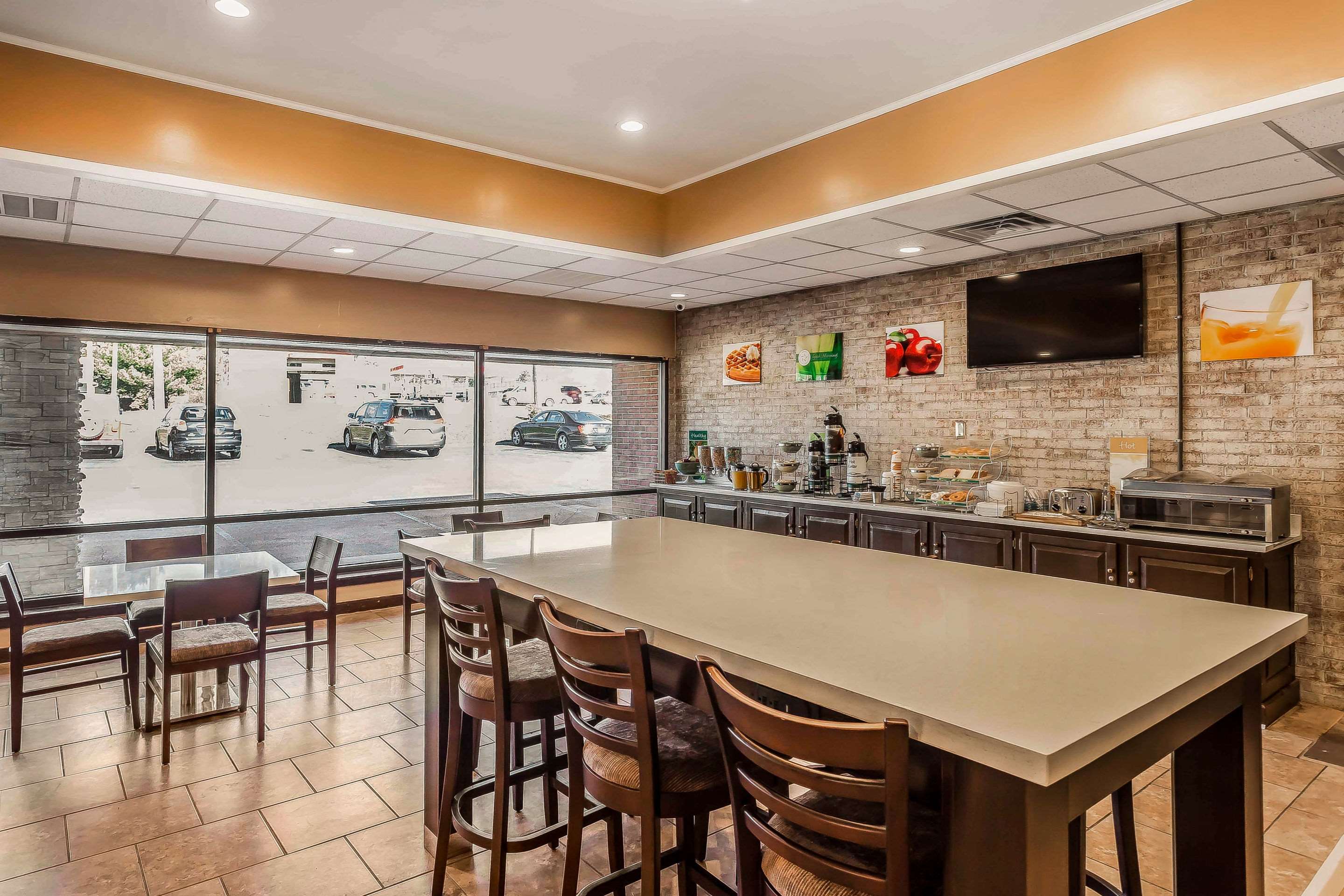 Spacious breakfast area