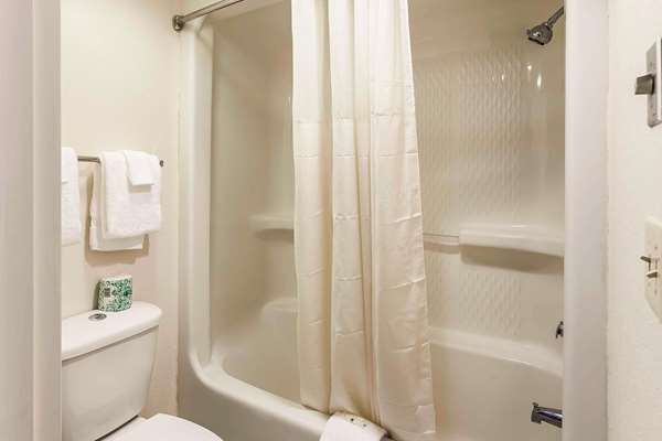 - Quality Inn South Boston