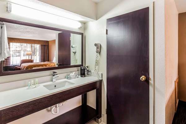  - Quality Inn South Boston