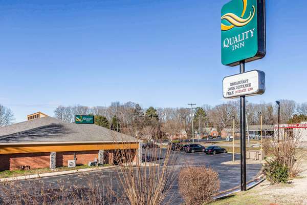 Exterior view - Quality Inn South Boston