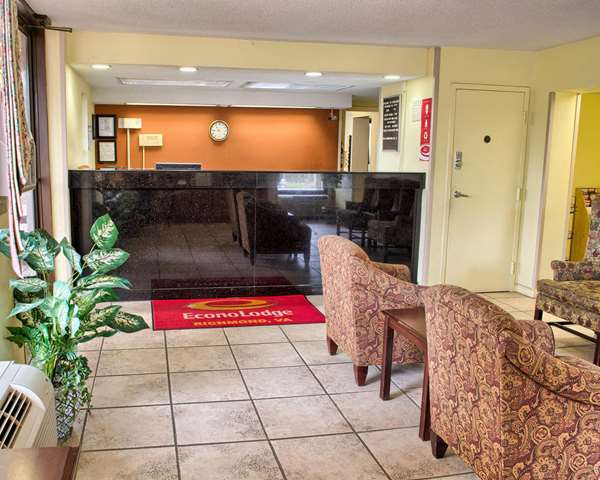 - Econo Lodge West Richmond - I-64, Exits 183 & 183C