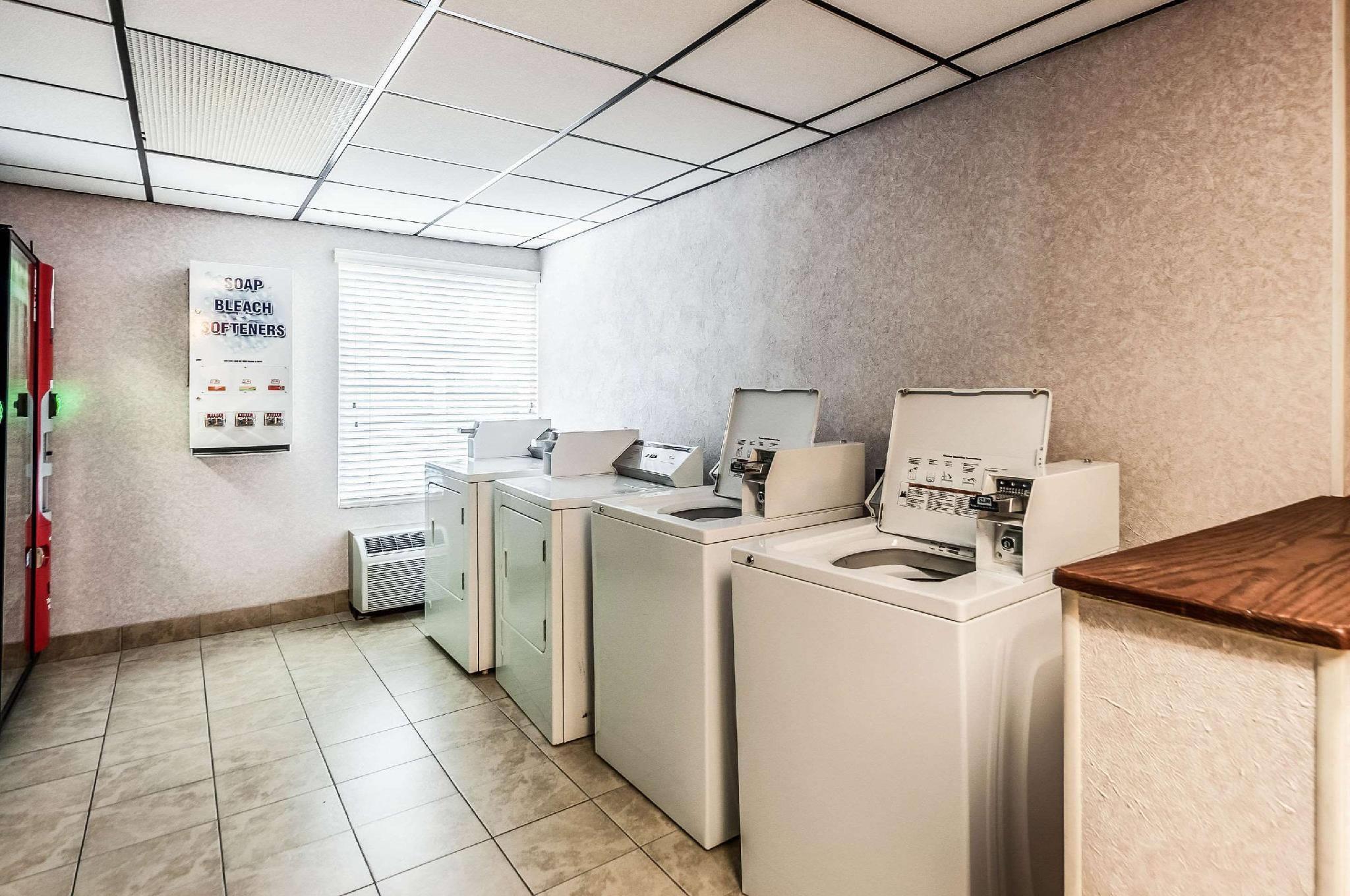 Guest laundry facilities | Comfort Inn & Suites Alexandria Van Dorn Street