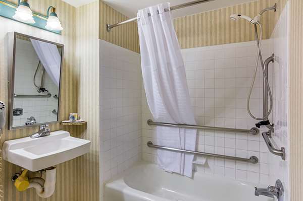  - Comfort Inn Dulles Airport Herndon