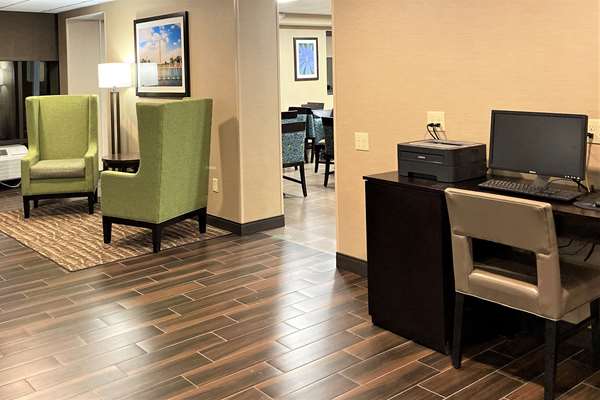 Conference Area - Comfort Inn Dulles Airport Herndon