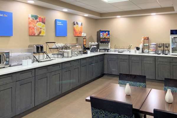 Amenities - Comfort Inn Dulles Airport Herndon