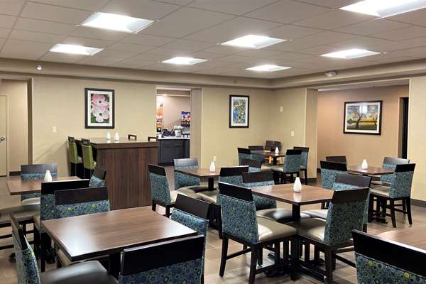 Amenities - Comfort Inn Dulles Airport Herndon