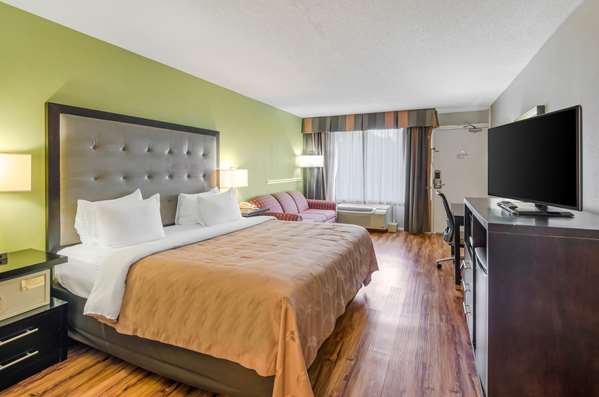  - Quality Inn Airport Roanoke - I-581, Exit 2S