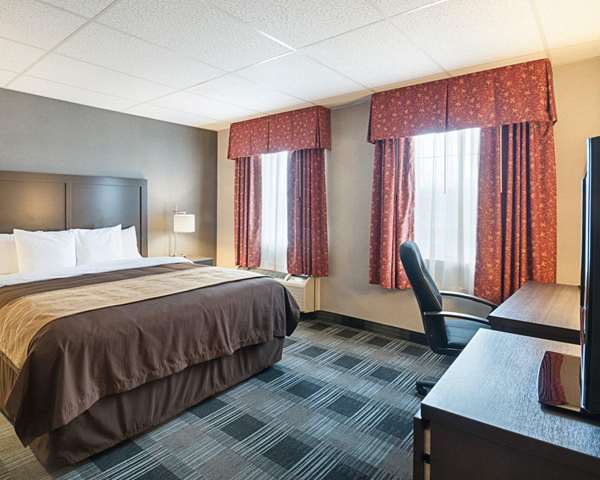Suite - Comfort Inn Ballston Arlington - I-66, Exit 71
