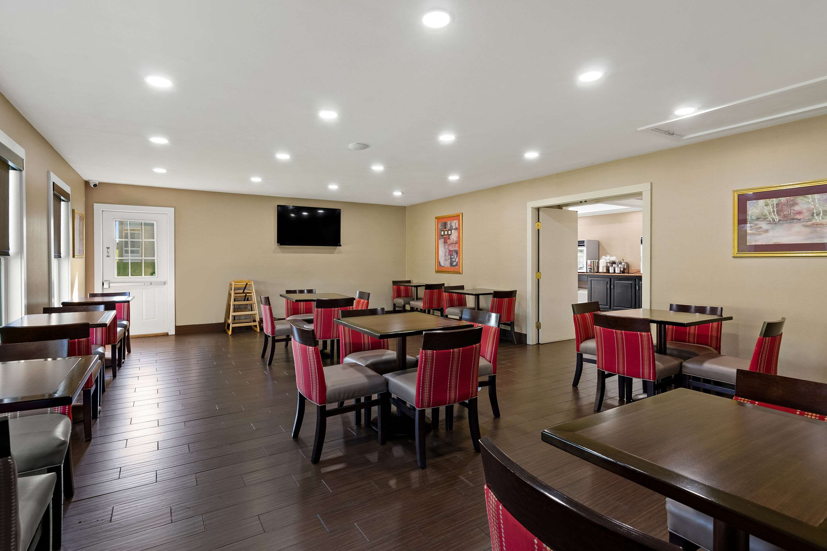 Breakfast area