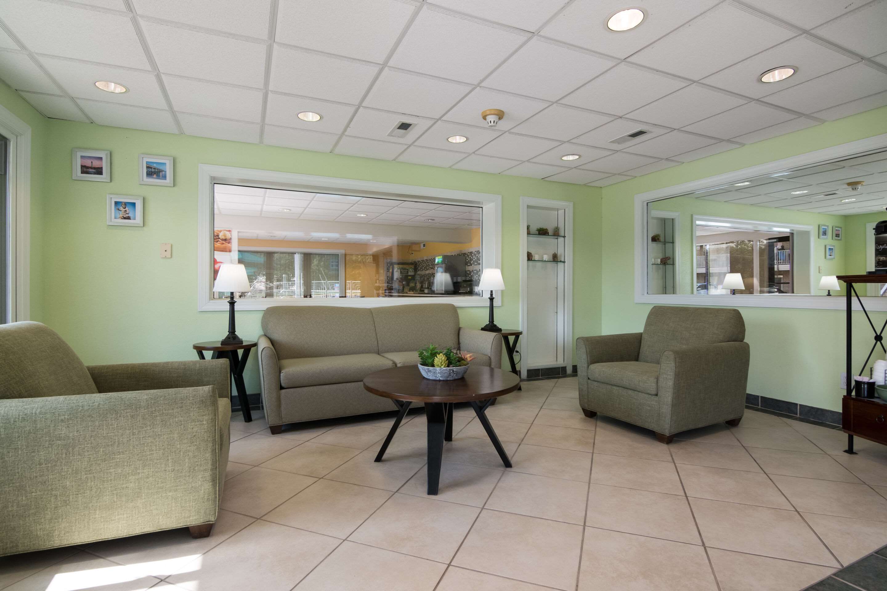 Spacious lobby with sitting area | Quality Inn Little Creek