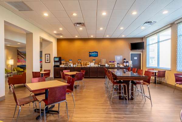 Amenities - Clarion Pointe Hotel Harrisonburg - I-81, Exit 247