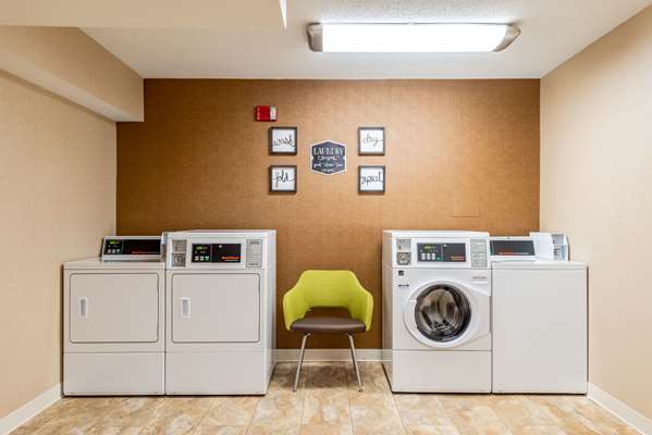 Amenities - Clarion Pointe Hotel Harrisonburg - I-81, Exit 247