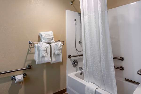  - Comfort Inn Staunton - I-81, Exit 222