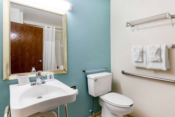 Suite - Quality Inn Stephens City - I-81, Exit 307