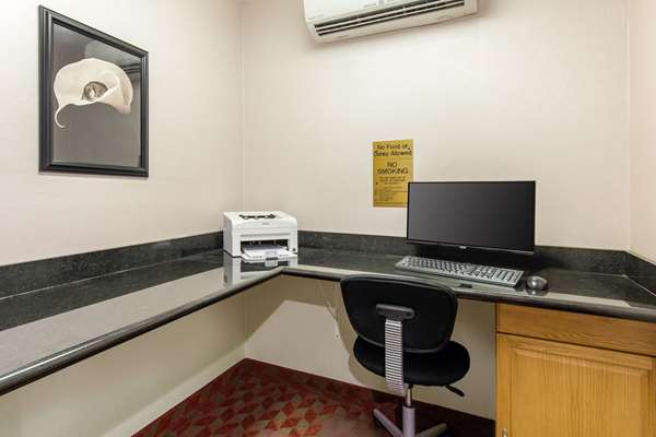 Conference Area - Quality Inn Stephens City - I-81, Exit 307