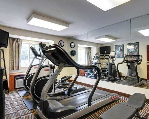 Fitness/ Exercise Room - Comfort Inn & Suites Airport Sterling