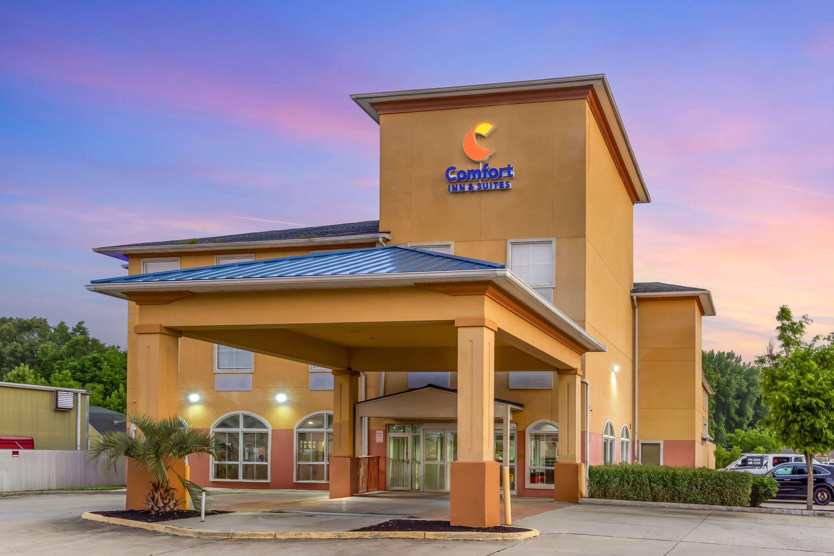 Twilight | Comfort Inn & Suites Chesapeake - Portsmouth