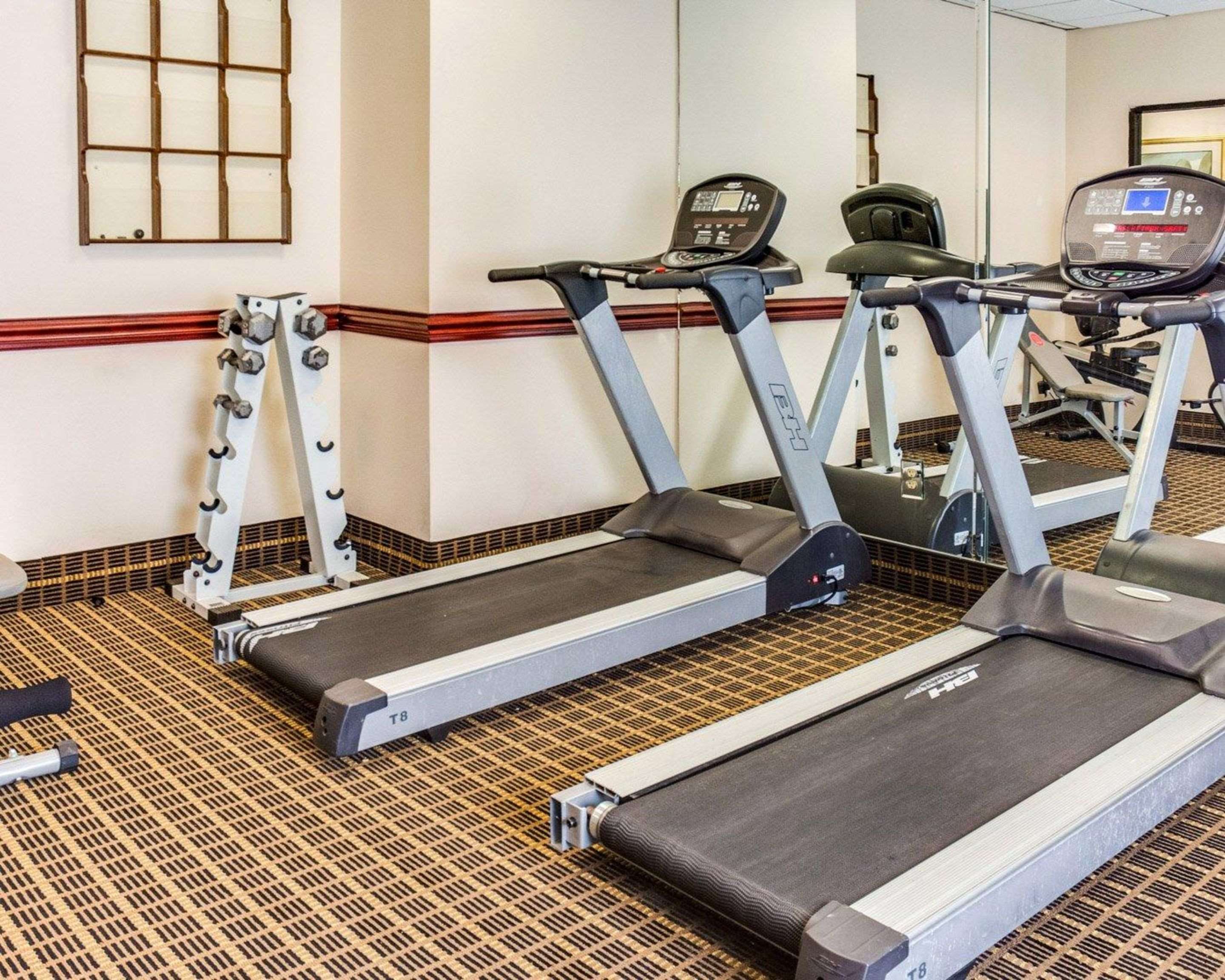 Fitness center | Clarion Inn