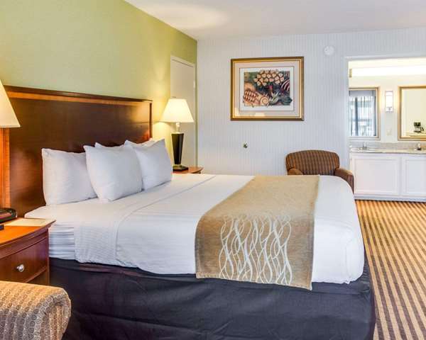  - Clarion Inn Fredericksburg - I-95, Exit 133