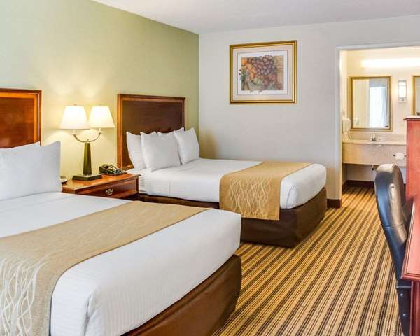  - Clarion Inn Fredericksburg - I-95, Exit 133