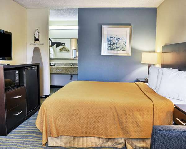  - Quality Inn Thornburg - I-95, Exit 118