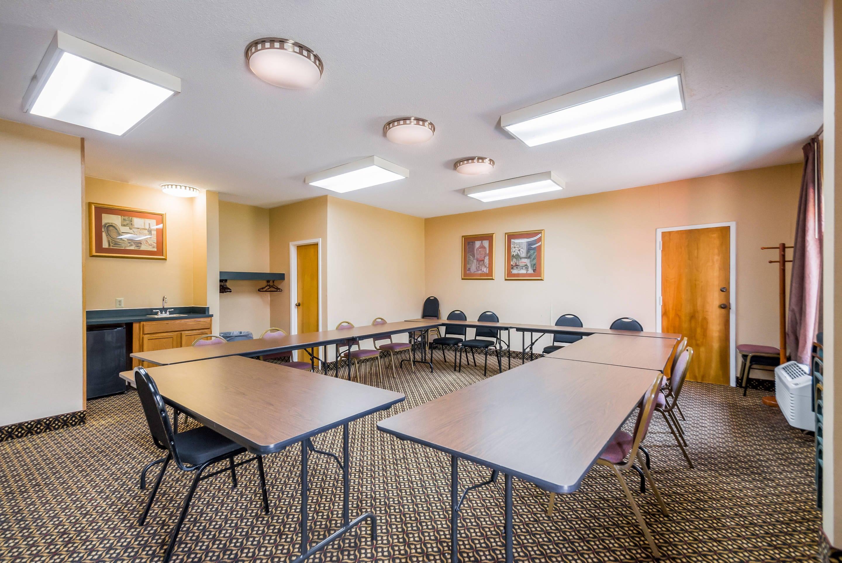 Meeting room | Quality Inn Fredericksburg, Central Park Area