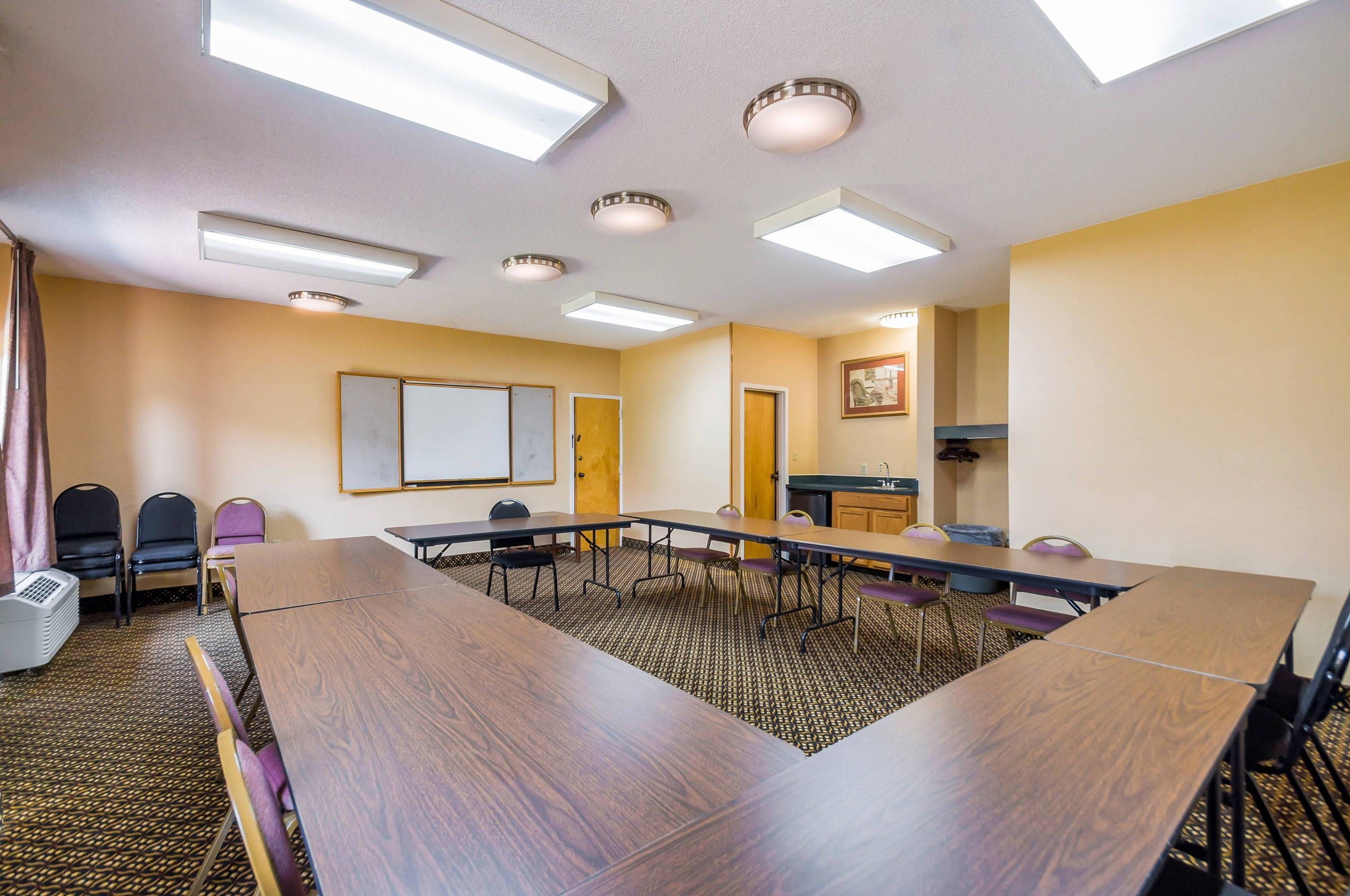 Meeting room | Quality Inn Fredericksburg, Central Park Area