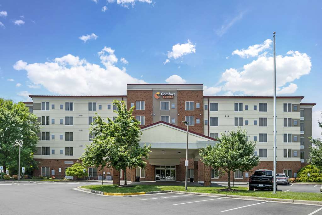 Comfort Suites