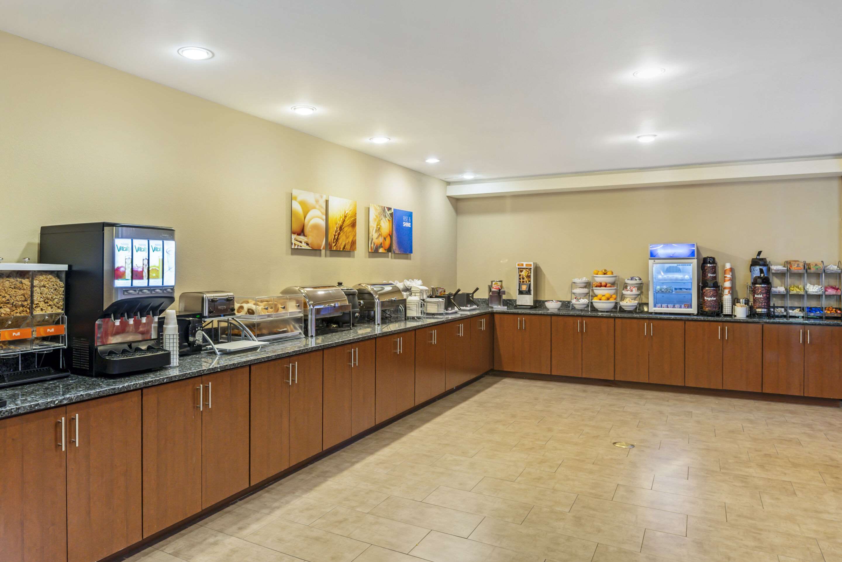 Assorted breakfast items | Comfort Suites At Virginia Center Commons