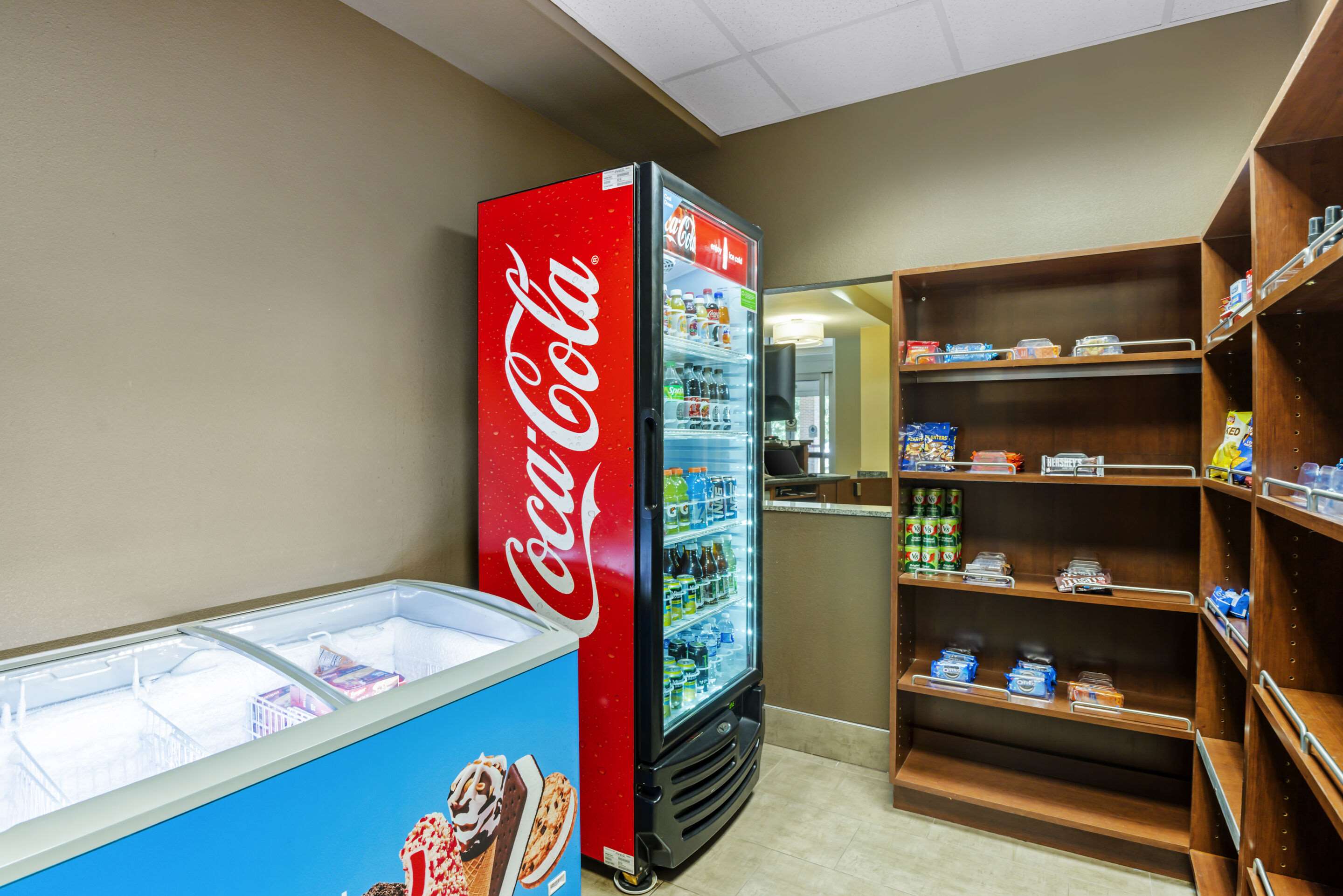 Hotel marketplace | Comfort Suites At Virginia Center Commons