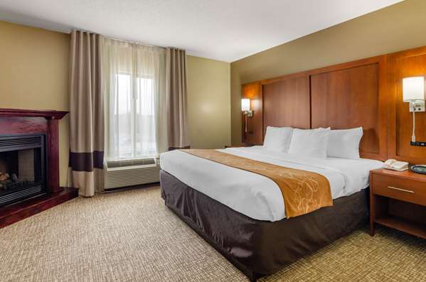 Suite - Comfort Suites Abingdon - I-81, Exit 14