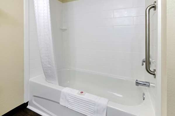  - Comfort Suites Abingdon - I-81, Exit 14