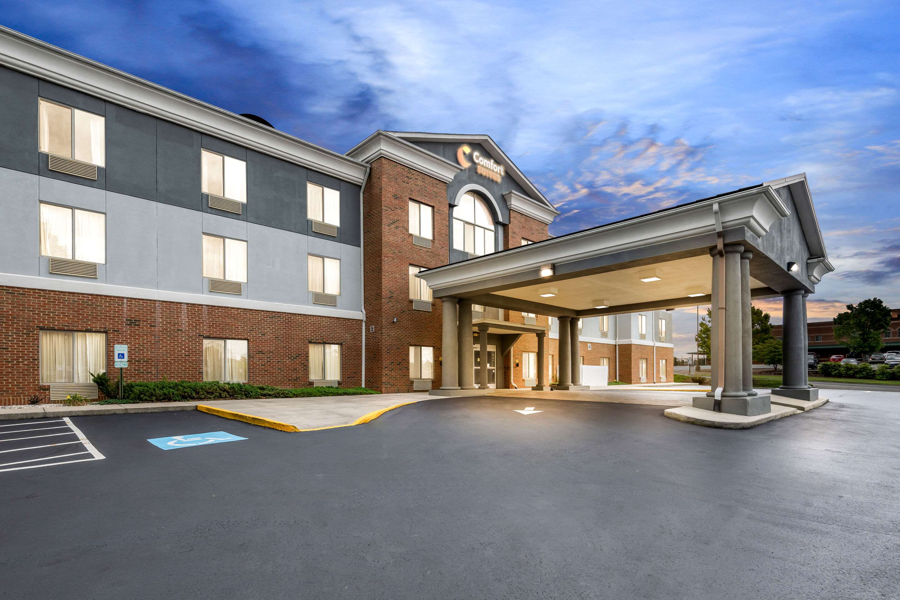 Twilight | Comfort Suites Abingdon I-81