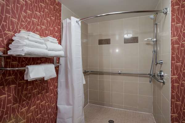  - Comfort Suites Suffolk