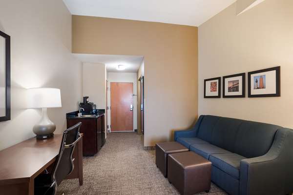 Suite - Comfort Suites Suffolk
