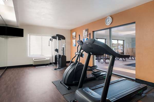 Fitness/ Exercise Room - Comfort Suites Suffolk