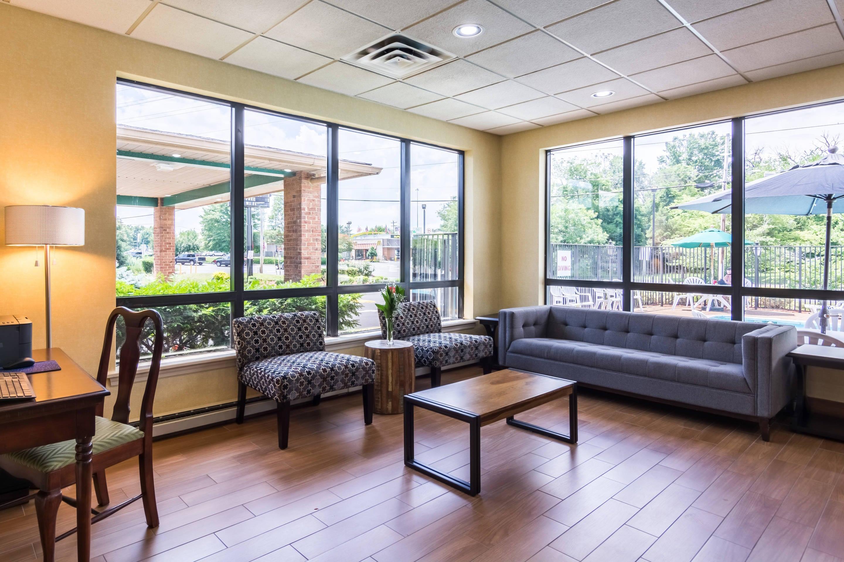 Hotel lobby | Quality Inn Manassas