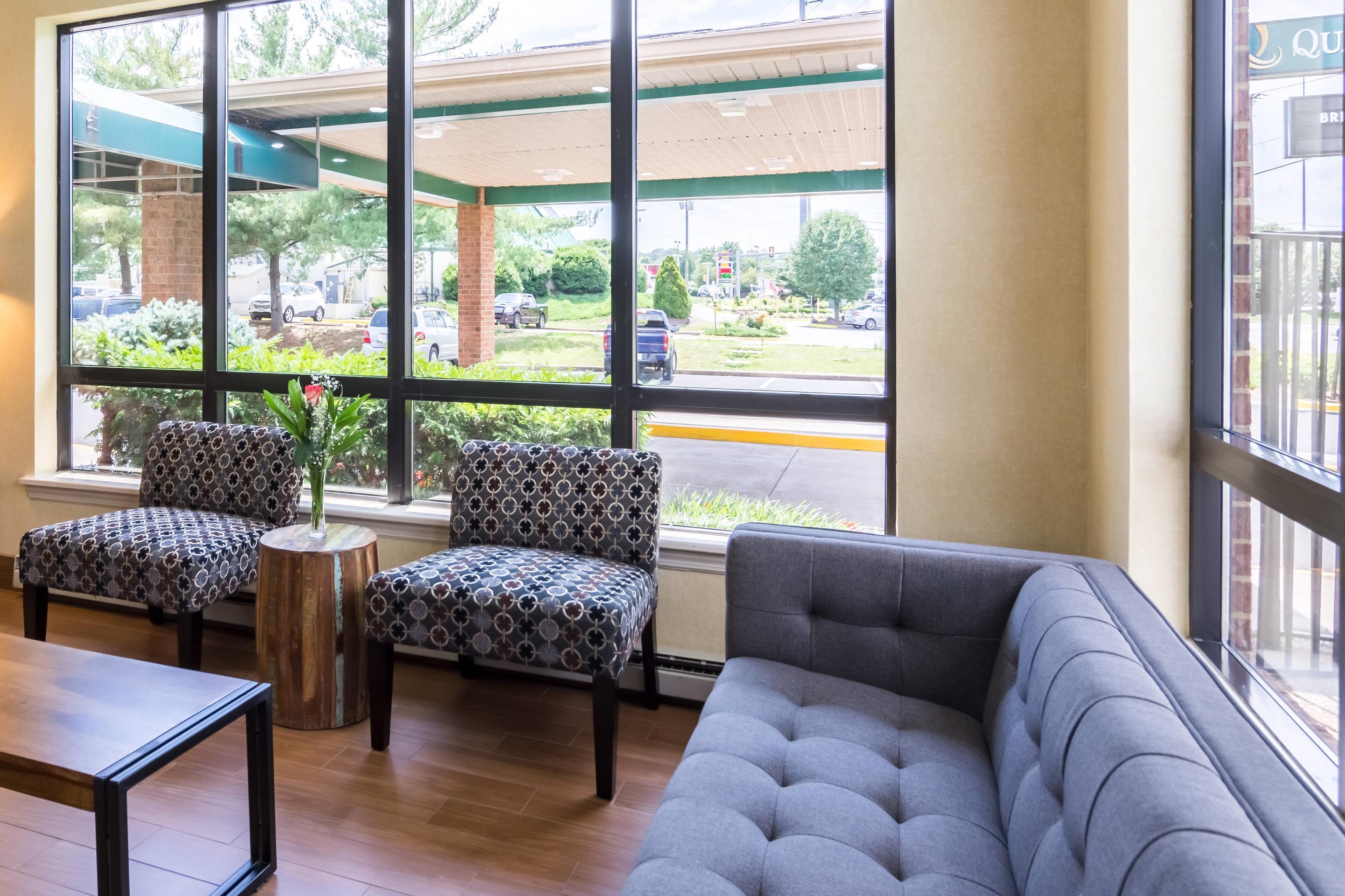 Hotel lobby | Quality Inn Manassas