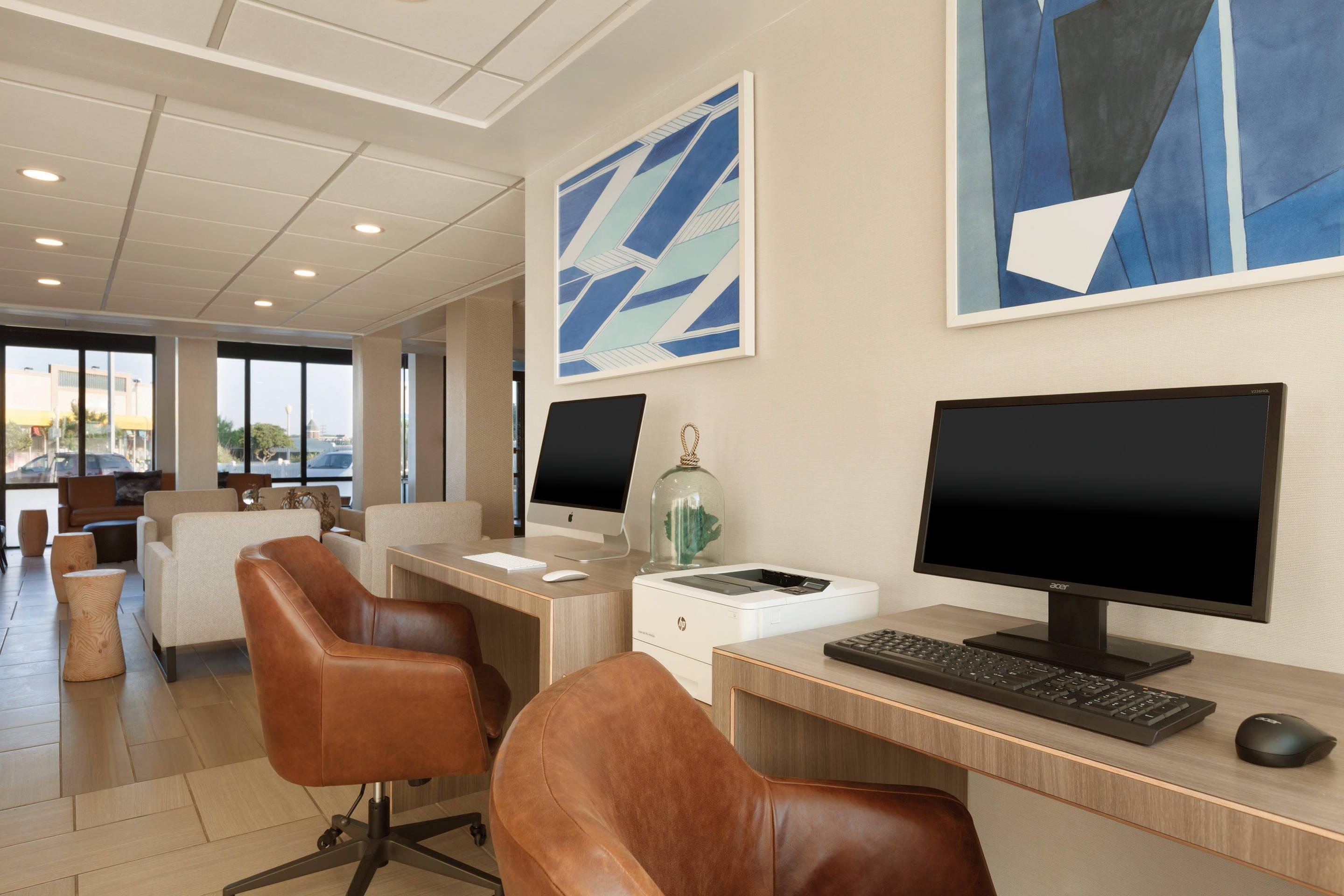 Business center | Surfbreak Virginia Beach Oceanfront, Ascend Hotel Collection