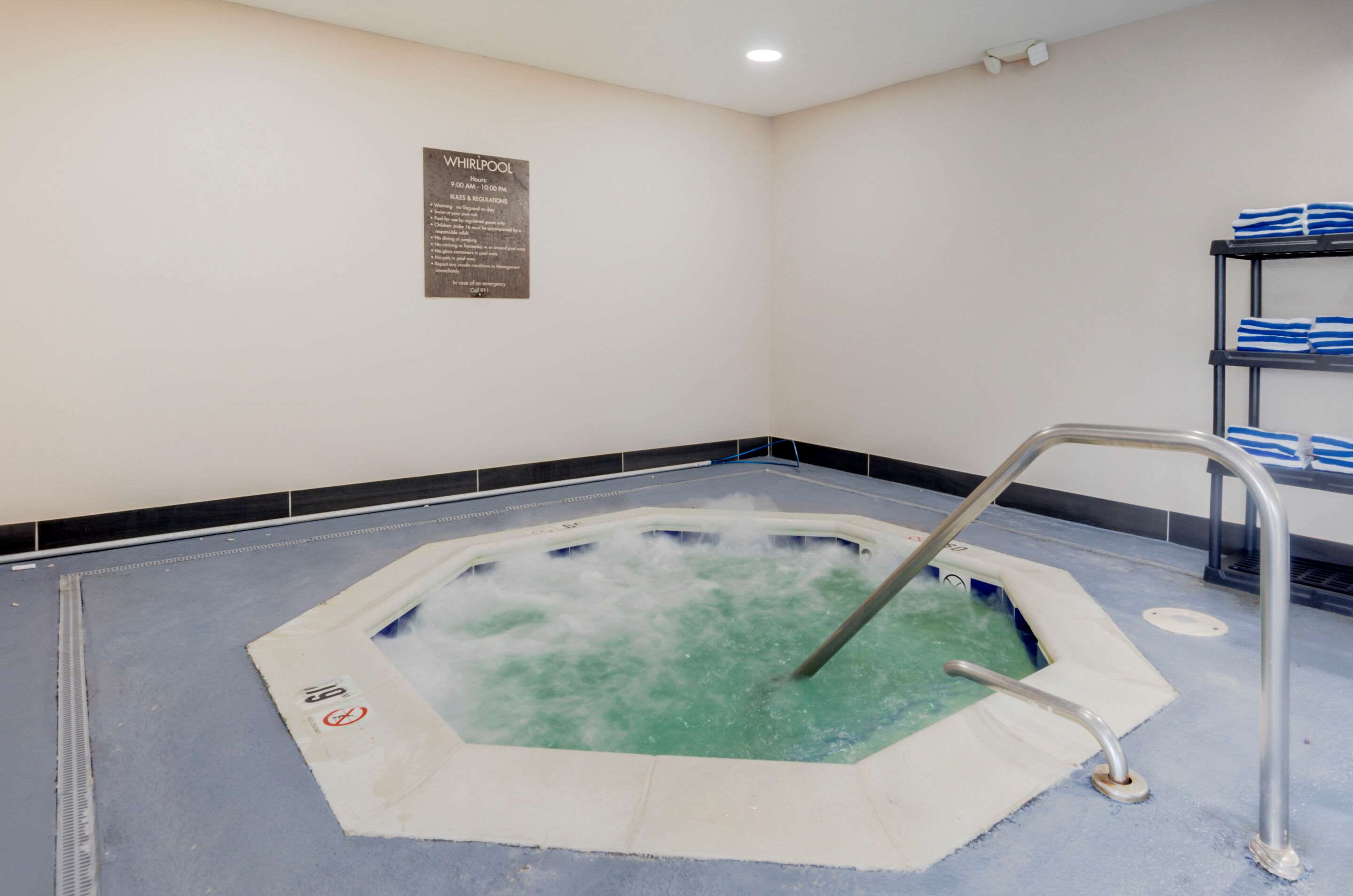 Indoor hot tub