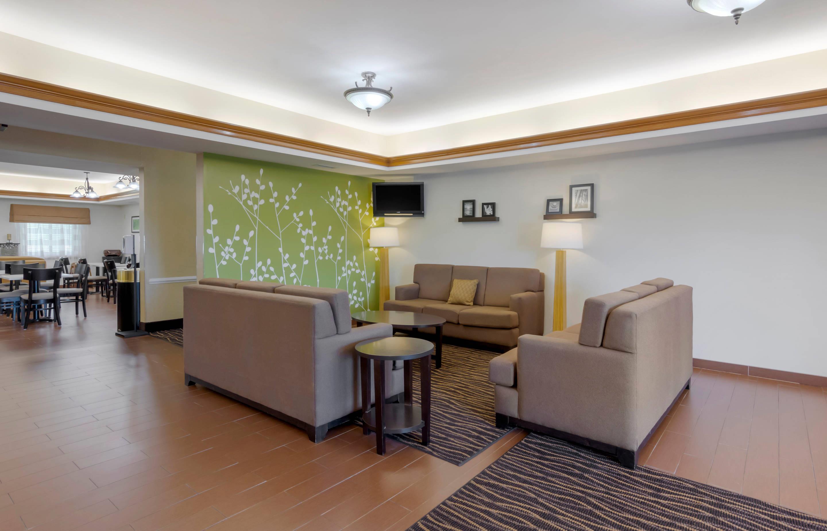 Hotel lobby | Sleep Inn & Suites near Fort Gregg-Adams