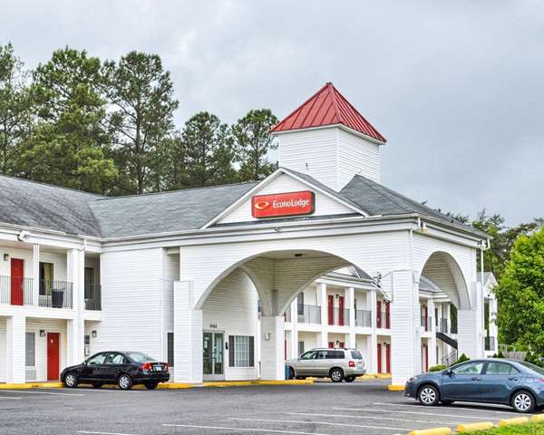 Exterior view - Econo Lodge Ruther Glen - I-95 Exit 104
